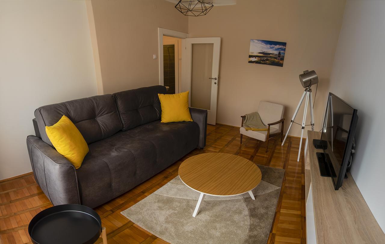 Apartman No.5 Daire Novi Sad Dış mekan fotoğraf